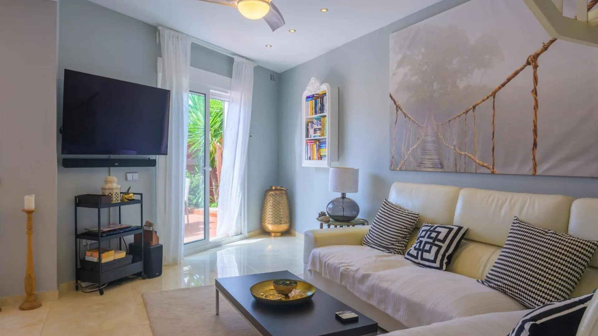 Holiday home Beautiful Frontline Beach Townhouse Marbella